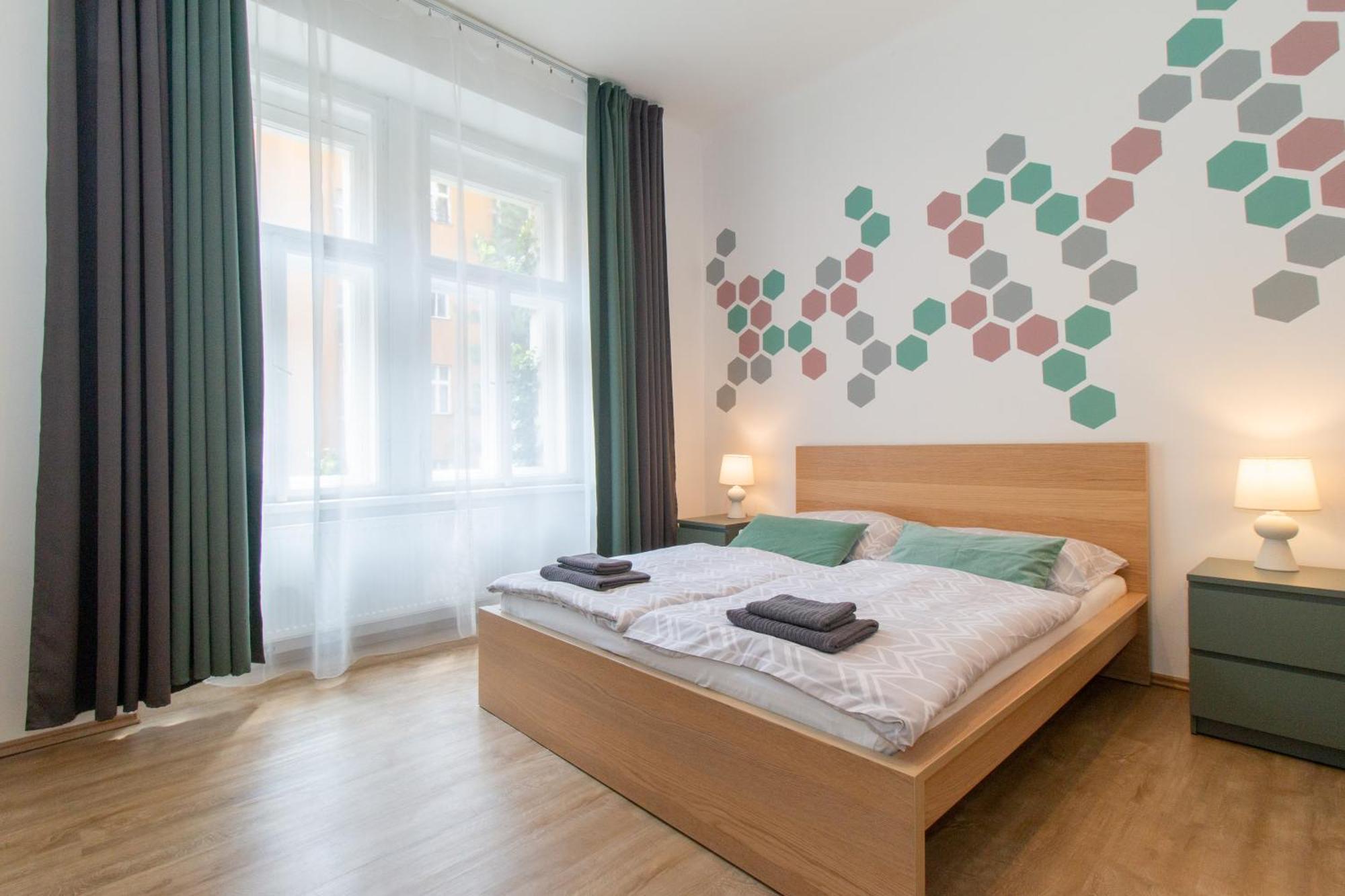 Riverside Central ApartMeet Praga Exterior foto